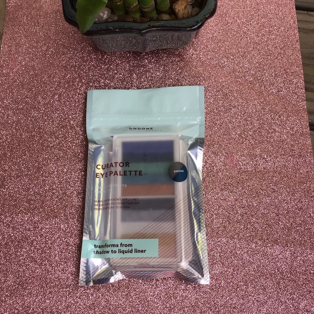 Curator Eye palette